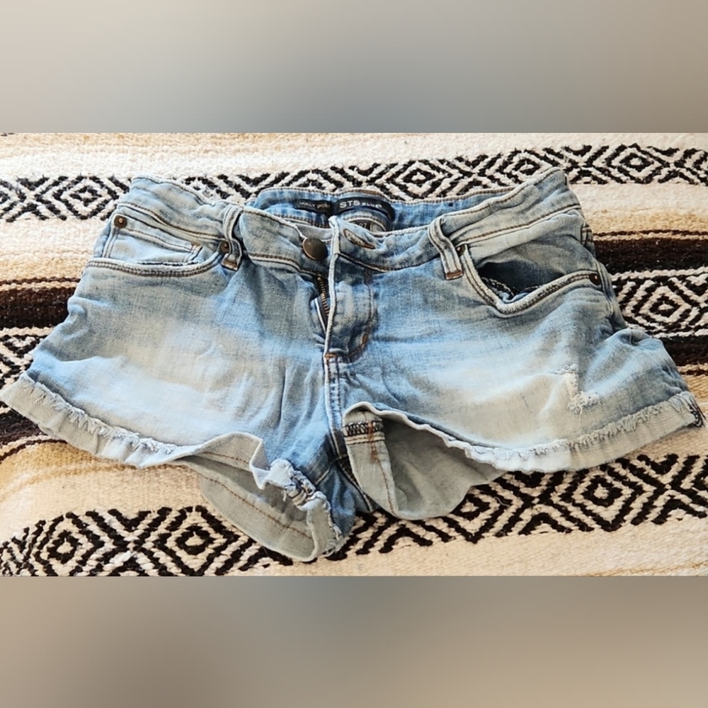 STS BLUE Jean shorts size 27